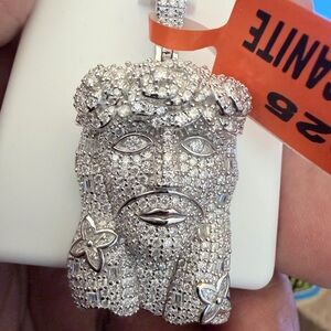 MOISSANITE
925 SILVER 7.0CTW
$1800.00